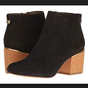 Calvin Klein Black JENNA BOOTIES 7.5